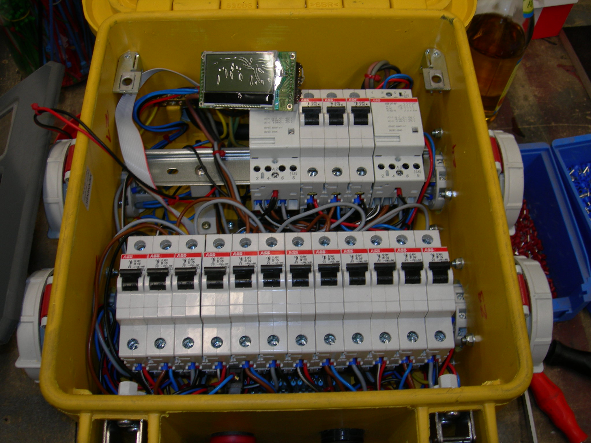 (click to view large image)